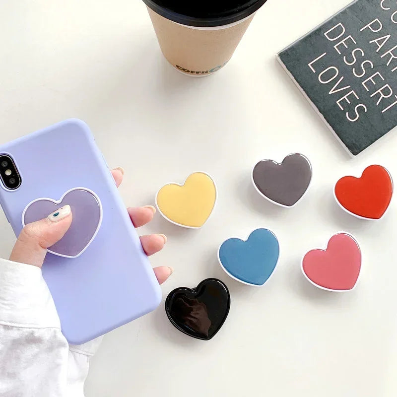 2024 Heart Shaped Phone Socket Holder Finger Grip Bracket Support Telephone for IPhone 15 14 13 Samsung Pocket Socket Stand