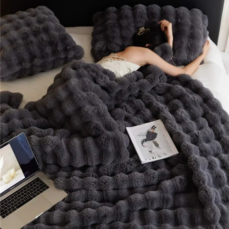 Warm Winter Luxury Imitation Fur Plush Blanket Super Soft Blankets Bed Sofa Cover Fluffy Throw Blanket Bedroom Couch Pillowcase