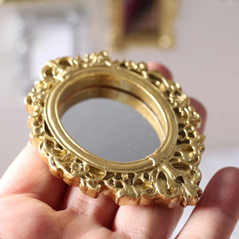 Mini Vintage Carved Mirror Retro Self-adhesive Wall Mounted Mirror Gold and Silver Color Makeup Vanity Home Decorative Mirrors