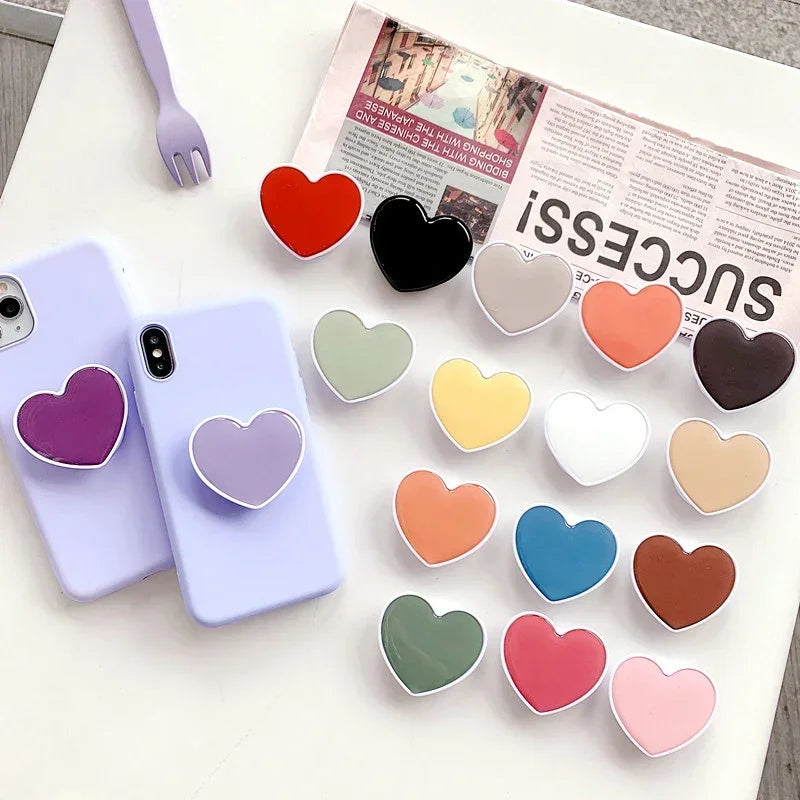 2024 Heart Shaped Phone Socket Holder Finger Grip Bracket Support Telephone for IPhone 15 14 13 Samsung Pocket Socket Stand